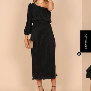 Petal and Pup Pontee One Shoulder Pleated Midi Dress